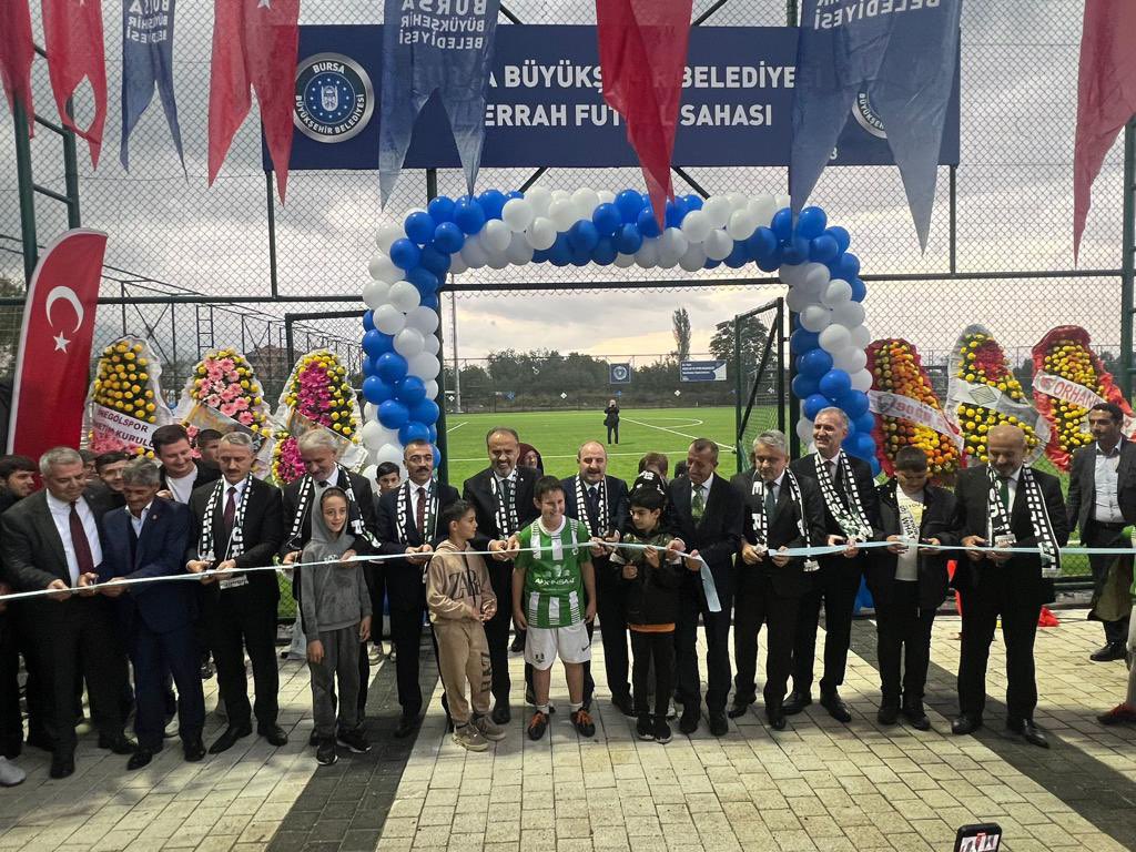  Cerrah Mahallesi Spor Kompleksi Açıldı